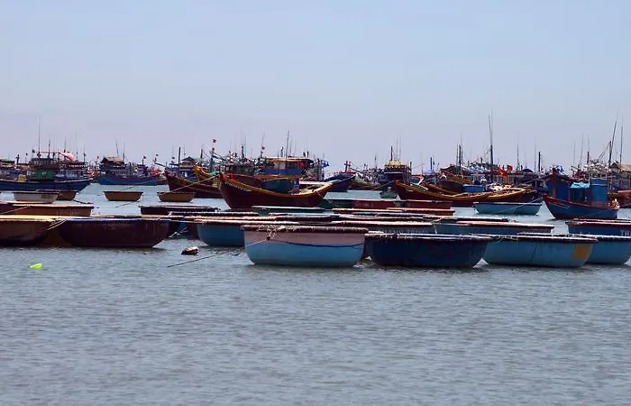 Vinh Suong Seaside And